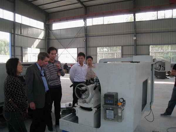 出口形勢喜人，外商來往頻繁